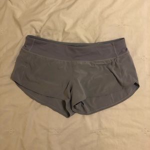 lululemon speed up shorts 2.5”
